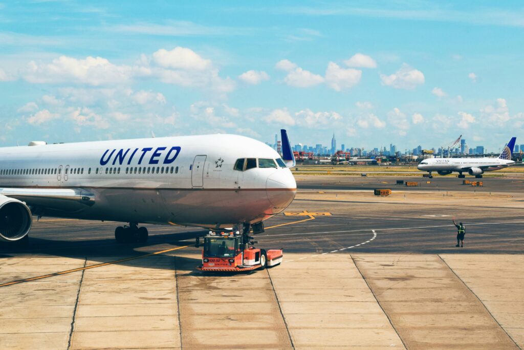 united airlines flight ua770 emergency diversion